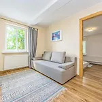 Victus Bright Apartment With Parking By Noclegi Renters Sopot